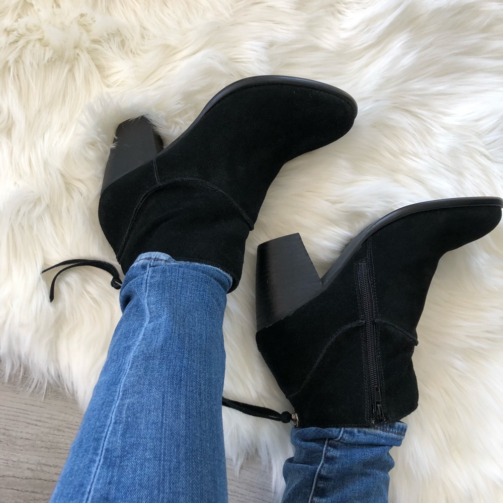 STEVE MADDEN Faux-suede ankle black booties